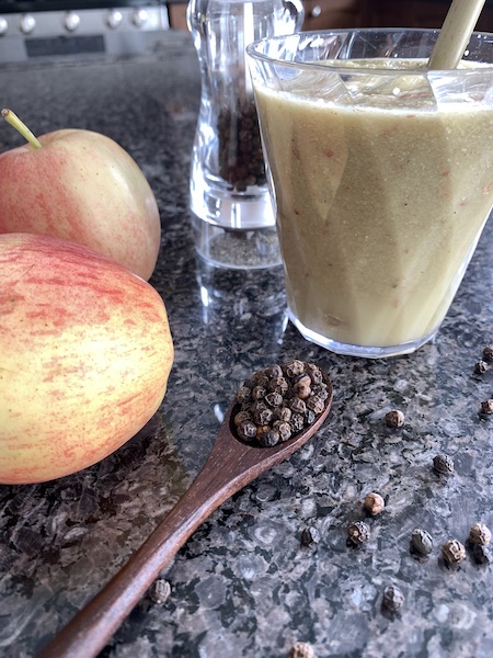 Healthy Drink – Everything But The Kitchen Sink Drink!